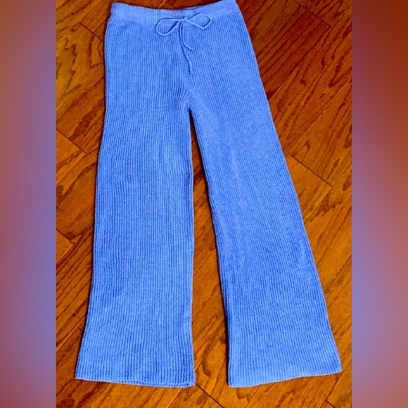 SHEIN Pants - SHEIN Periwinkle High waste sweater pants with bag - Size medium
